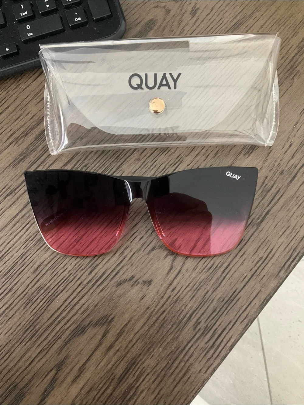 Quay Australia Come Thru 1212 Cat Eye Sunglasses Matte Black & Pink Fade